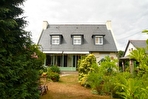 2 min de Dinan: jolie maison familiale avec jardin fleuri