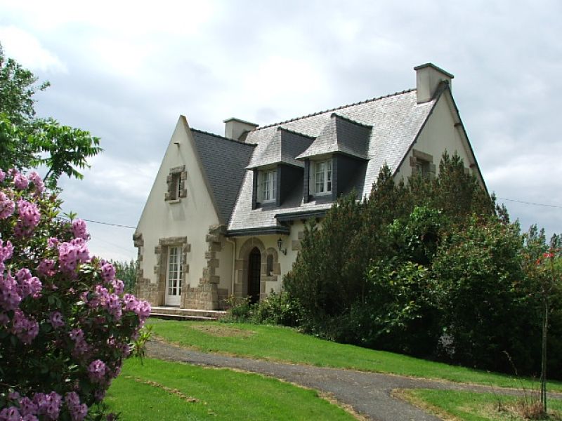 Belle maison traditionnelle � 10 minutes au Nord de LAMBALLE