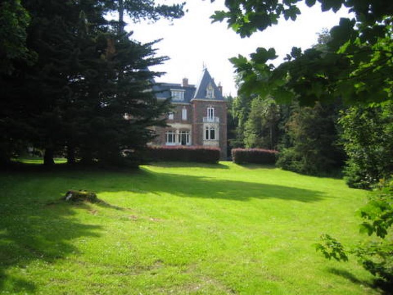 Etables sur Mer: Plage � pied pour cet appartement de caract�re