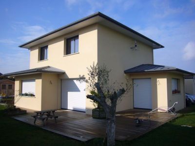 En impasse, Contemporaine r�cente 6 pi�ces SAINT PABU 150 m�