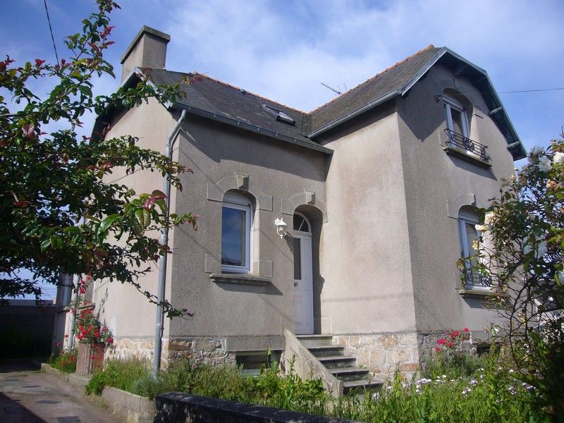 Maison Ploudalmezeau 4 pi�ce(s) 90 m2