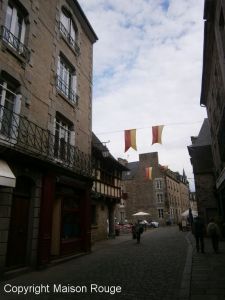 DINAN HISTORIQUE  REF 12 513