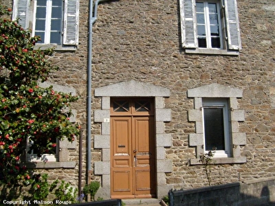 PROCHE PLANCOET MAISON CENTRE BOURG