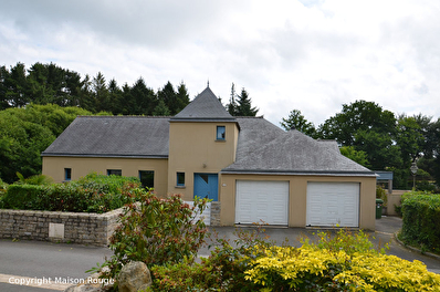 MAISON AUX PORTES DE DINAN REF 13735