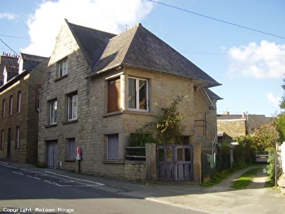 Maison Dinard 80 M� avec sous-sol et grenier am�nageable en plus