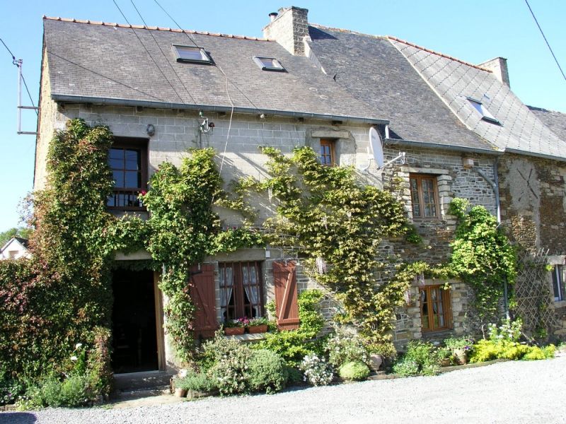 Maison SUD DE DINAN-REF 11106-