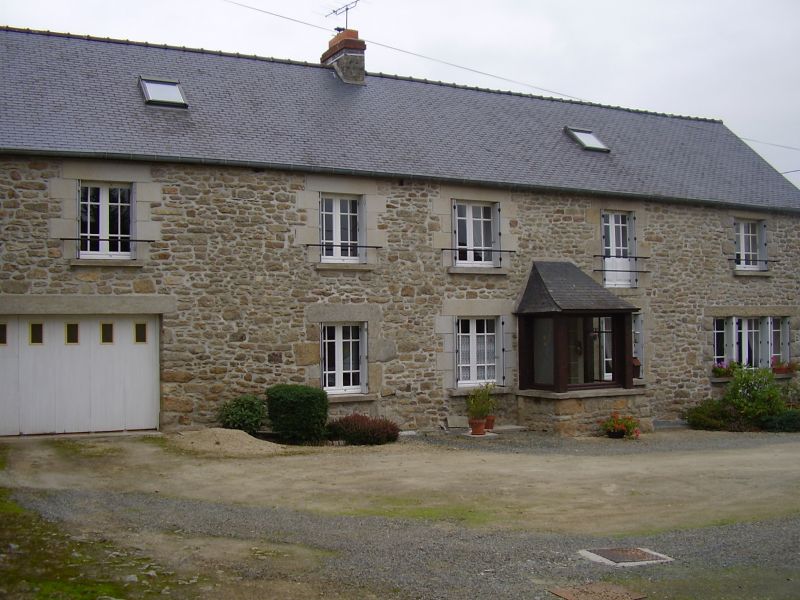  DISTRICT DE  DINAN LONGERE EN PIERRE