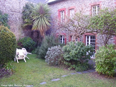 Maison  7 pi�ce(s) 160 m2