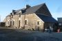 LONGERE EN PIERRE RENOVEE SUR 4 HECTARES DE TERRAIN AVEC PIECE D'EAU. REF 14342.