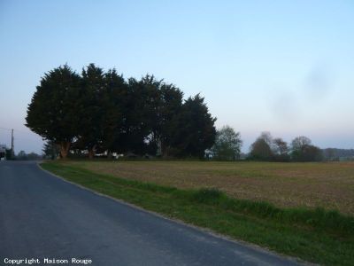 TERRAIN A BATIR HORS LOTISSEMENT 851 M�