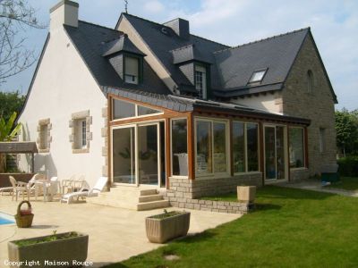MAISON SAINT CAST