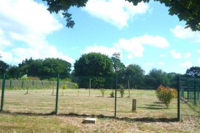 ST CAST - Terrain viabilis� proche plages et golf.