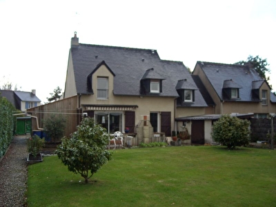 MAISON TRADITIONNELLE PROCHE DINAN-REF 12901-