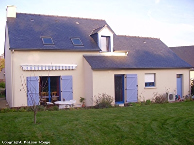 MAISON BORDS DE RANCE -REF 15263