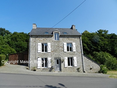 MAISON EN PIERRES DE CHARME SUR 705 M�