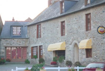 10 mn DINARD - Ancienne auberge de campagne