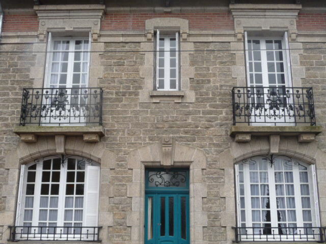 MAISON EN PIERRES PONTIVY - 4 pièce(s) - 110 m2 MAISON EN PIERRES PONTIVY - 4 pièce(s) - 110 m2