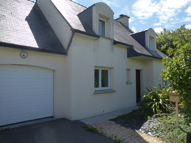 Maison Erdeven 56410 5 pièce(s) proche du cente contemporaine EN BON ETAT de 4 chambres dont 1 au rdc jardin de 736m² Maison Erdeven 56410 5 pièce(s) proche du cente contemporaine EN BON ETAT de 4 chambres dont 1 au rdc jardin de 736m²