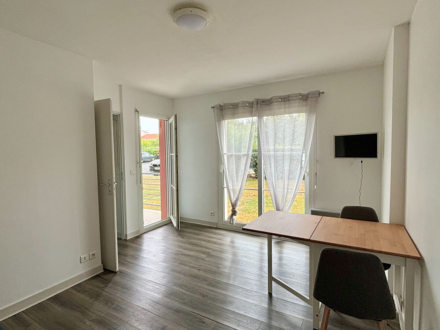 Studio VIDE - Quartier Les Minimes Studio VIDE - Quartier Les Minimes