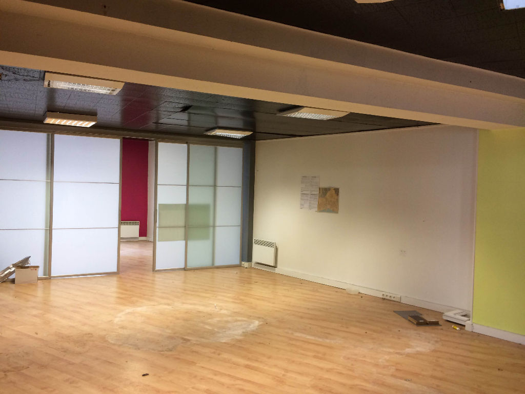 A louer centre ville de Brest local commercial de 500m² A louer centre ville de Brest local commercial de 500m²