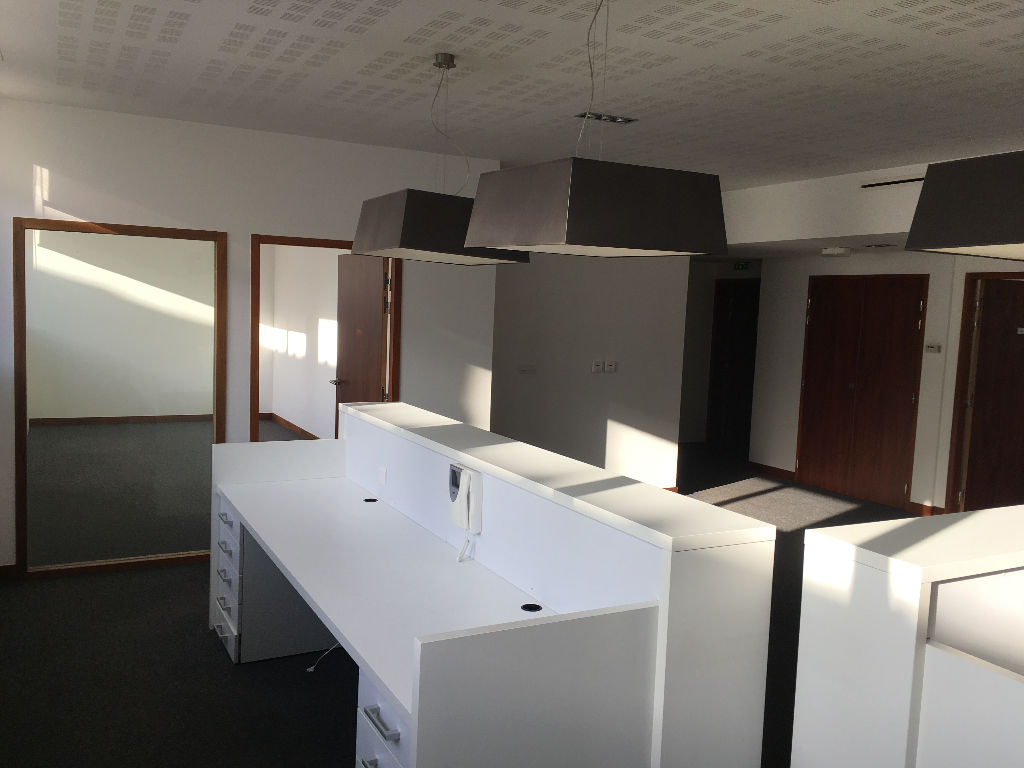 A vendre bureaux Brest centre ville 549 m2 A vendre bureaux Brest centre ville 549 m2