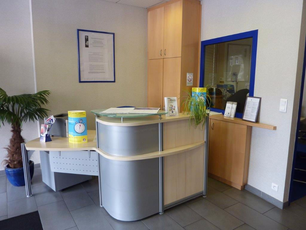 A LOUER BUREAUX 95 M2 CENTRE DE QUIMPER A LOUER BUREAUX 95 M2 CENTRE DE QUIMPER