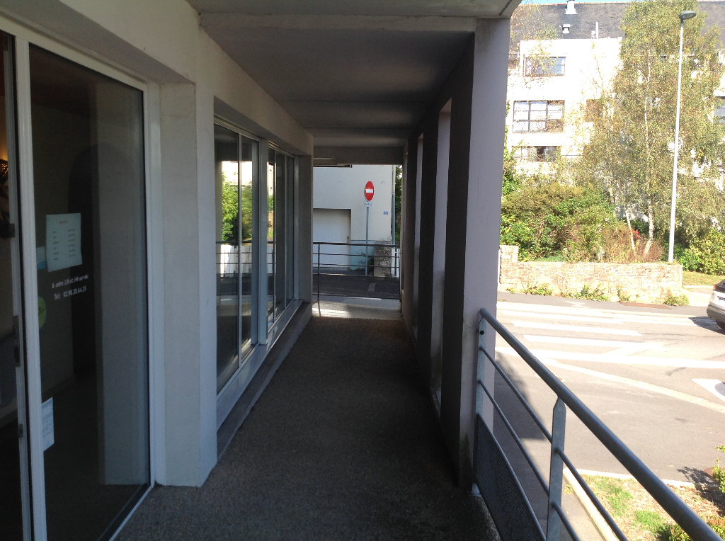 Local commercial Plougastel Daoulas 60 m2 Local commercial Plougastel Daoulas 60 m2