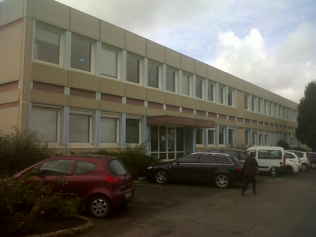 A loouer Bureaux ZI de Kergaradec Brest / Gouesnou 150 m2 A loouer Bureaux ZI de Kergaradec Brest / Gouesnou 150 m2