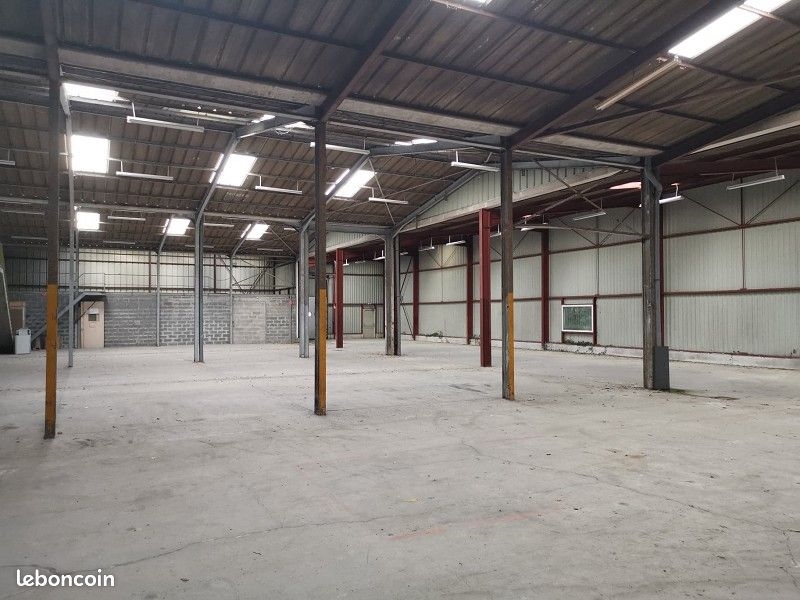 Local d'activité Gouesnou 1700 m2 Local d'activité Gouesnou 1700 m2