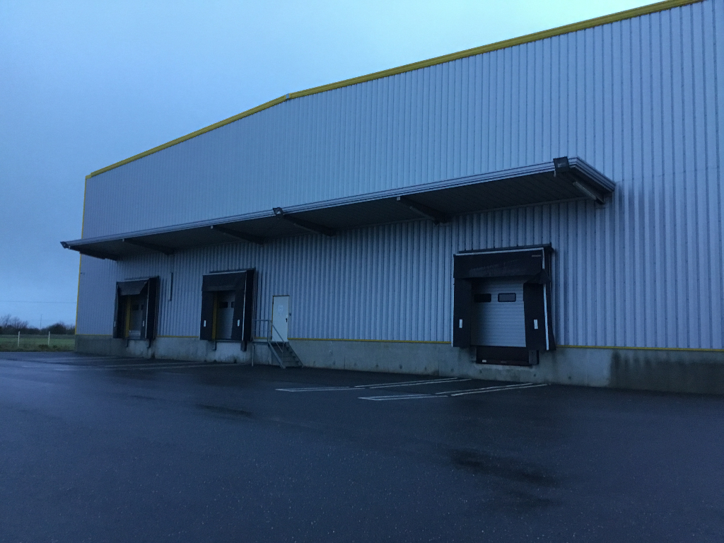 A vendre Local d'activité/ entrepot brest 3600 m² A vendre Local d'activité/ entrepot brest 3600 m²