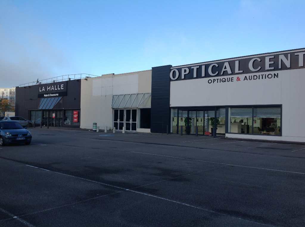 BREST ( Boulevard de Plymouth)Local commercial 525 M² BREST ( Boulevard de Plymouth)Local commercial 525 M²