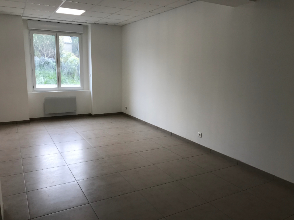 A louer Bureaux 75 m² Brest Lambezellec. A louer Bureaux 75 m² Brest Lambezellec.