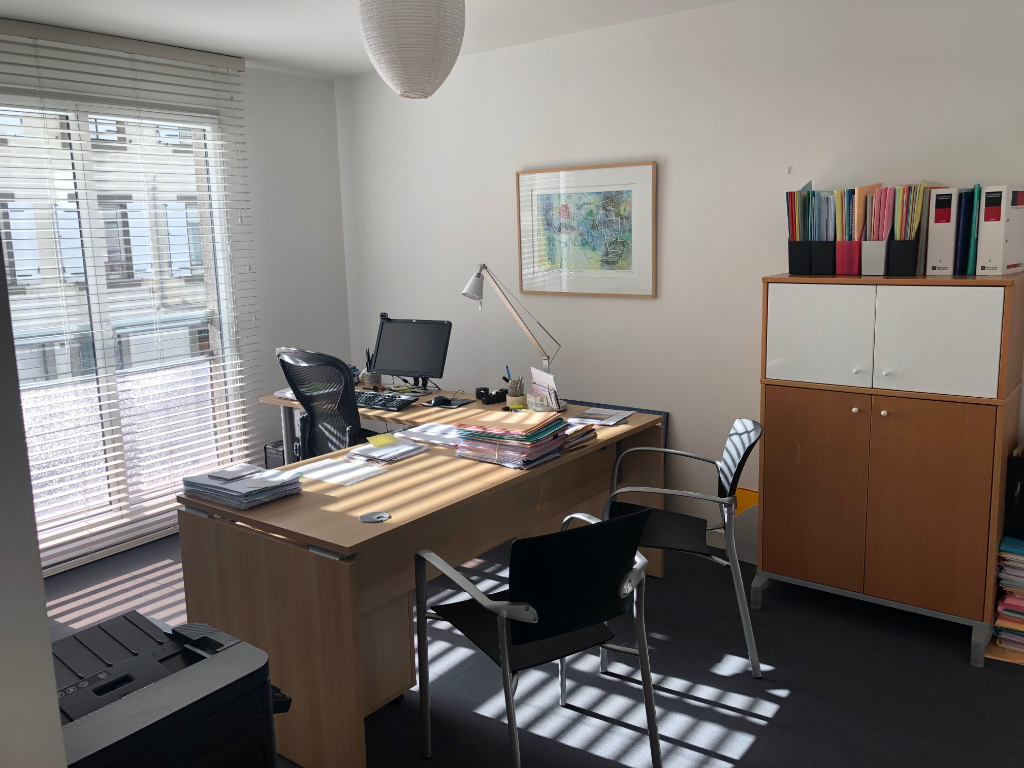 A vendre bureaux centre ville Brest 120 m2 A vendre bureaux centre ville Brest 120 m2