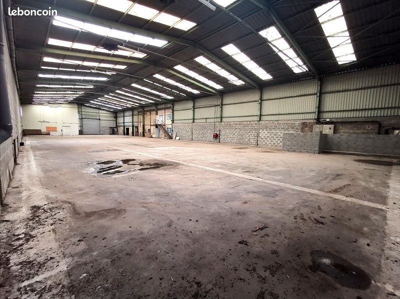 Brest Kergaradec entrepôt 1720M² Location Brest Kergaradec entrepôt 1720M² Location