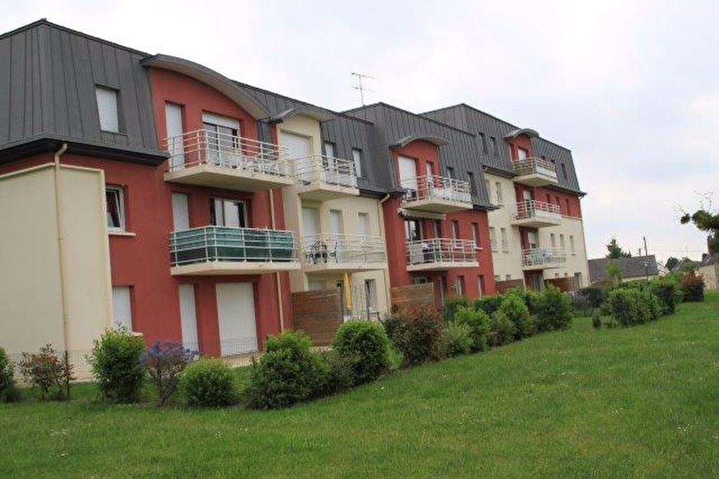 A VENDRE POUR INVESTISSEUR PONTIVY BRETAGNE MORBIHAN APPARTEMENT 62 M² DE TYPE T3 AVEC DEUX CHAMBRES, A 5 MIN DU CENTRE VILLE DE PONTIVY DANS UNE RÉSIDENCE RÉCENTE, SECURISEE AVEC ASCENSEUR, GARAGE ET JARDIN. A VENDRE POUR INVESTISSEUR PONTIVY BRETAGNE MORBIHAN APPARTEMENT 62 M² DE TYPE T3 AVEC DEUX CHAMBRES, A 5 MIN DU CENTRE VILLE DE PONTIVY DANS UNE RÉSIDENCE RÉCENTE, SECURISEE AVEC ASCENSEUR, GARAGE ET JARDIN.