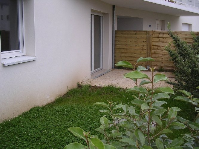 A louer à Pontivy Bretagne Morbihan appartement 63m2 2 chambres terrasse jardinet 9m2 A louer à Pontivy Bretagne Morbihan appartement 63m2 2 chambres terrasse jardinet 9m2
