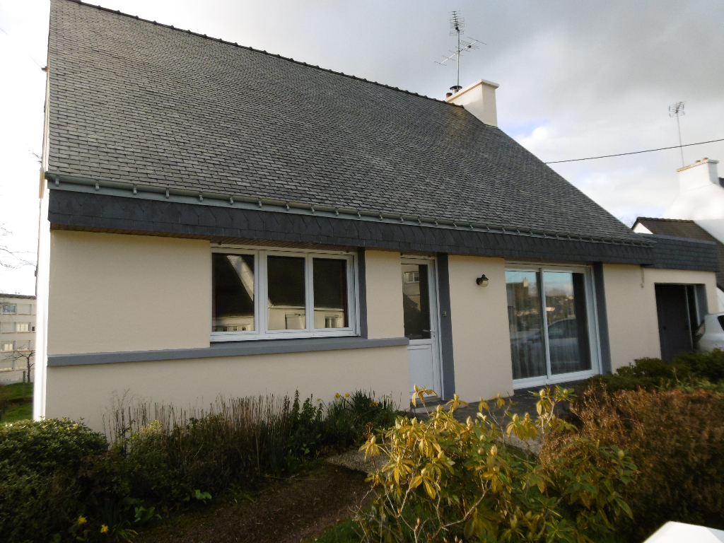 A louer à Pontivy Bretagne Morbihan maison 3 Chambres superficie 114 m2 proche des commerces A louer à Pontivy Bretagne Morbihan maison 3 Chambres superficie 114 m2 proche des commerces