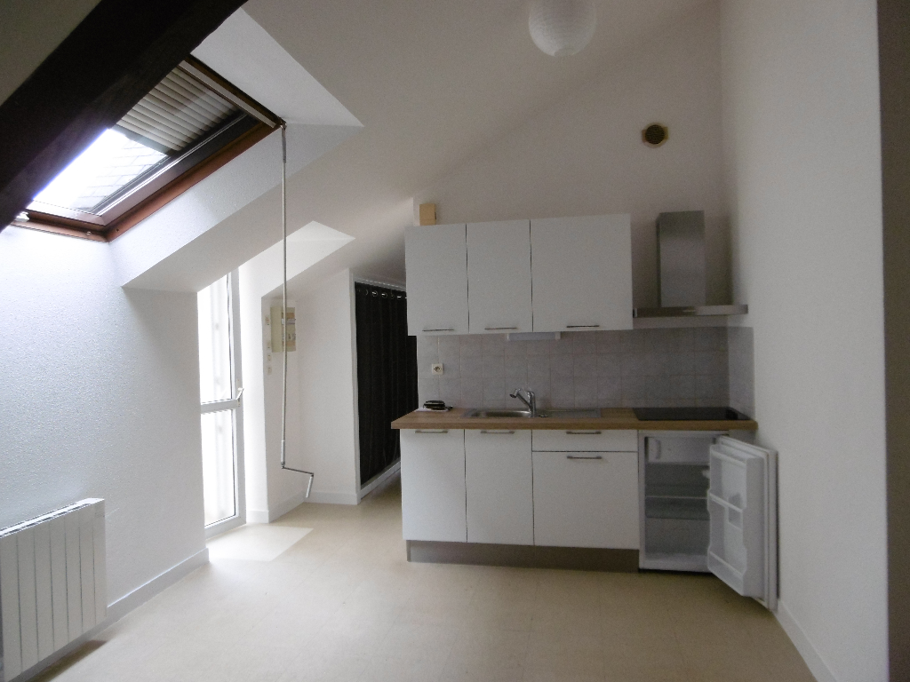 A louer Bretagne Morbihan Pontivy, appartement de type 2 proche des commodités et du centre ville A louer Bretagne Morbihan Pontivy, appartement de type 2 proche des commodités et du centre ville
