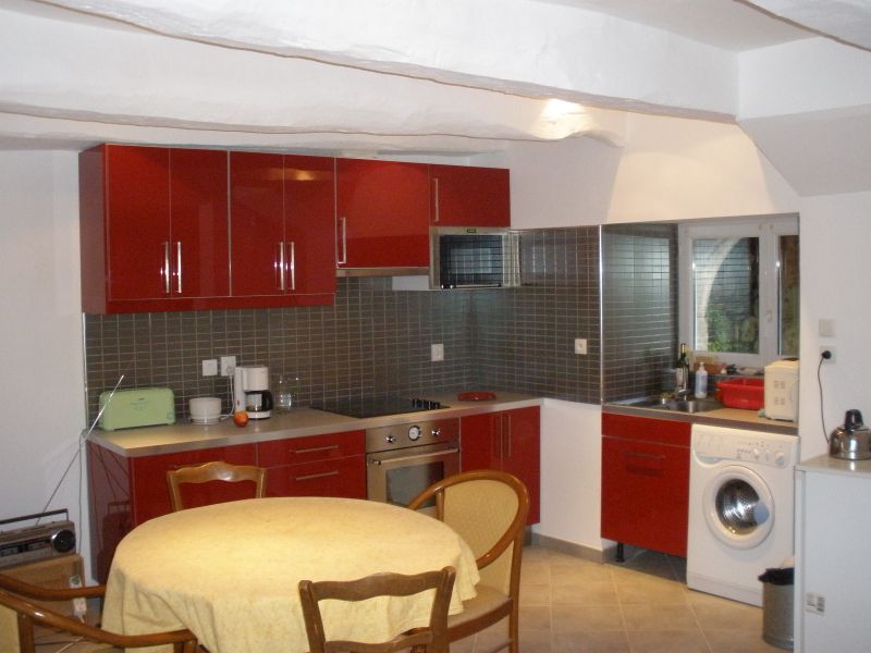 A louer Pontivy Bretagne Morbihan maison de ville de 98 m2 séjour 36 m² 3 chambres cour intérieur petit garage A louer Pontivy Bretagne Morbihan maison de ville de 98 m2 séjour 36 m² 3 chambres cour intérieur petit garage