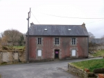 MAISON EN PIERRES A RENOVER