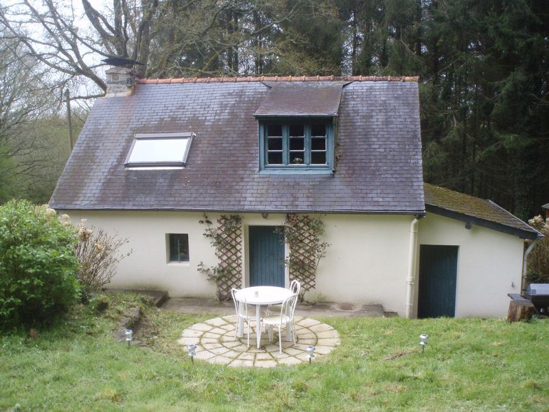 Maison isol�e en campagne proche Rostrenen