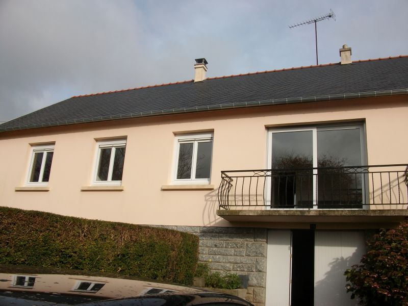 MAISON RENOVEE AVEC JARDIN ET GARAGE