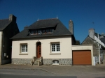 MAISON AVEC GARAGE ET JARDIN SANS VIS A VIS