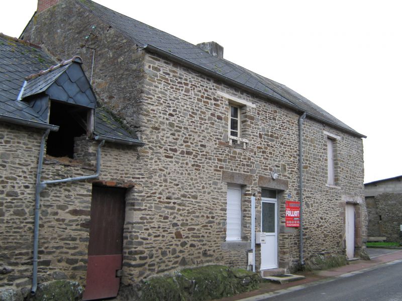 Maison Axe Pontorson-mt St Michel 3 pi�ce(s) 140 m2