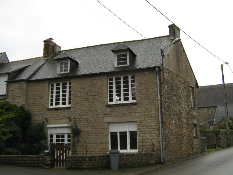 Maison Secteur Pontorson-st James 4 pi�ce(s) 95 m2