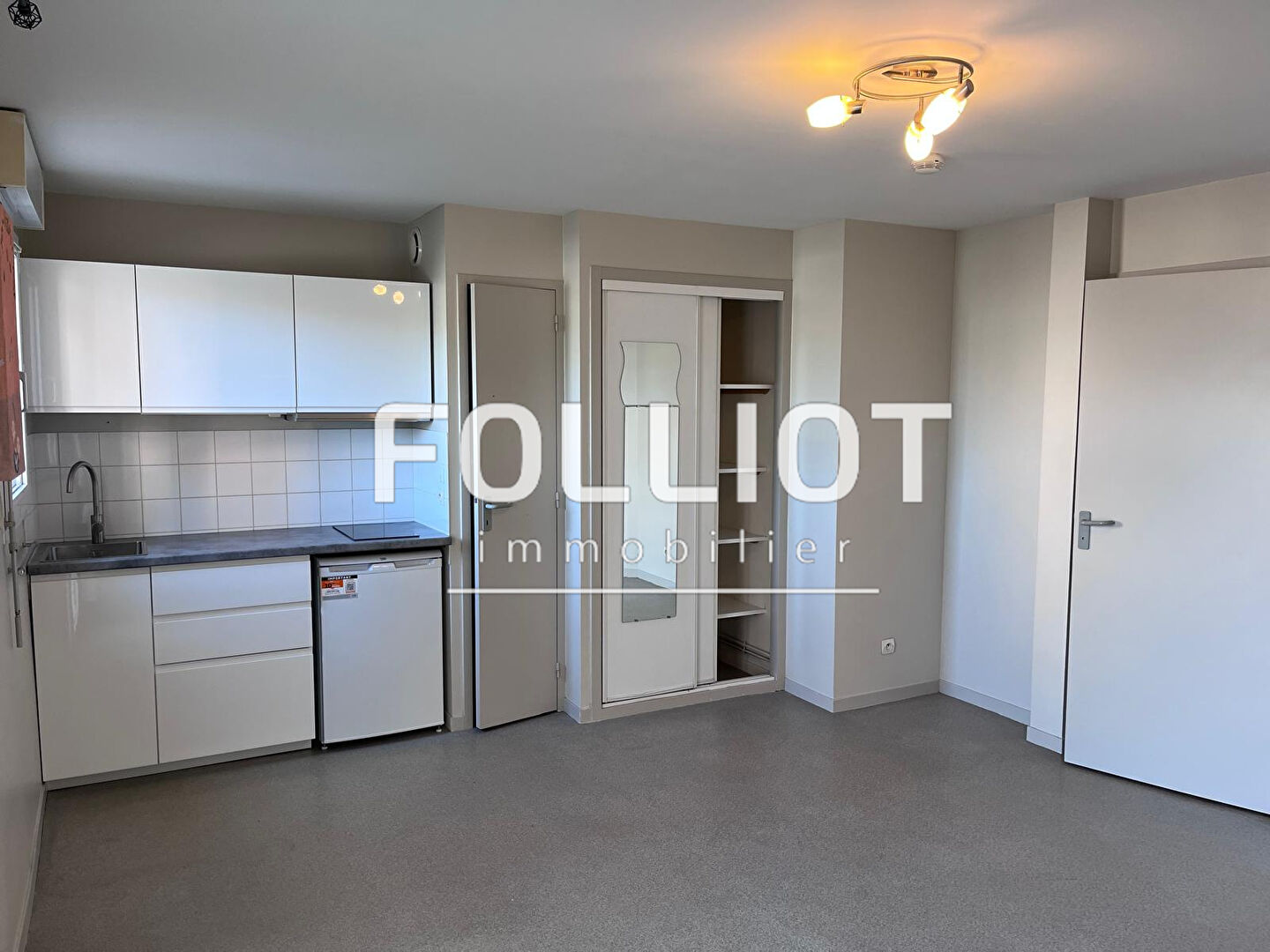 Appartement Saint Lo 1 pi�ce(s) 20 m2