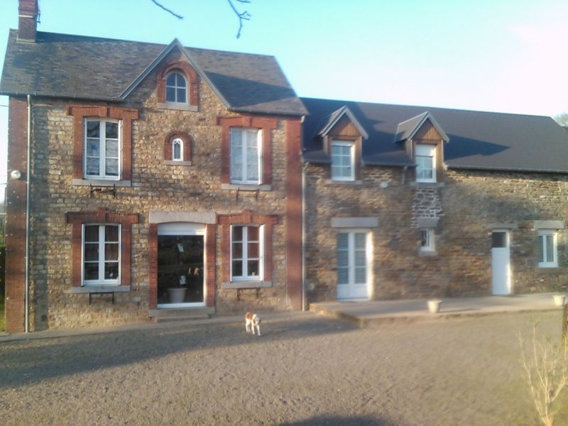 Maison La Besliere 5 pièce(s) Maison La Besliere 5 pièce(s)