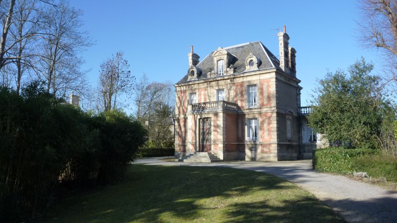 MAISON DE MAITRE 19EME 467M² TERRAIN 8360M² MAISON DE MAITRE 19EME 467M² TERRAIN 8360M²
