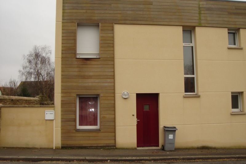 Maison Douvres La Delivrande 4 pièce(s) 90 m2 Maison Douvres La Delivrande 4 pièce(s) 90 m2