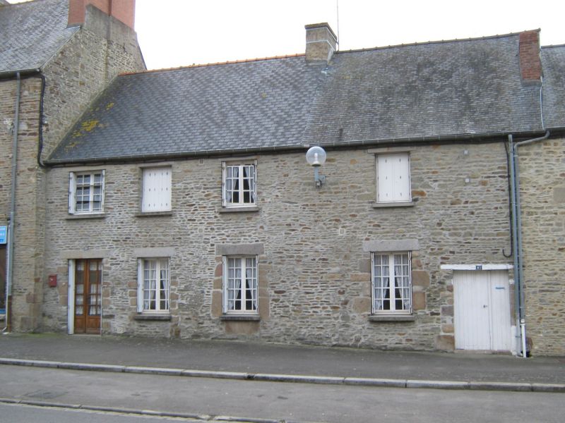 Maison Pontorson 6 pi�ce(s) 140 m2